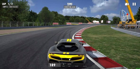 Shell Racing Legends APK screenshot 1 Shell Racing Legends APK screenshot 1