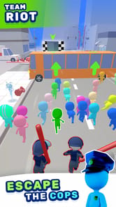 Riot Escape APK screenshot 1