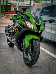 Kawasaki Ninja ZX10r Wallpaper APK screenshot 1