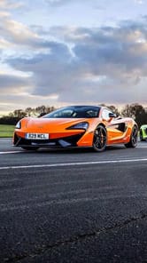 McLaren GT4 Car Wallpapers APK screenshot 1